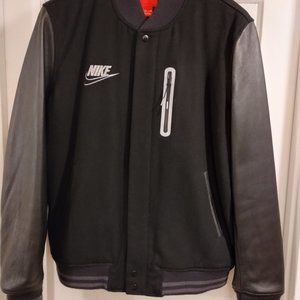 Nike Men’s Heritage Destroyer Varsity Jacket